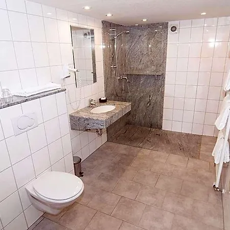 Hotel Hellers Krug 3*